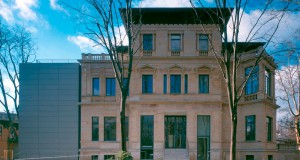 Franciska Zólyom, ein Frau stellt sich in Nachfolge