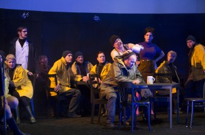 Szenen aus der Inszenierung „Peter Grimes“ in Gera Fotos: © Stephan Walzl