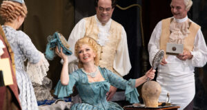 Dessau: Eine „Wiener Maskerad“ auf anhaltisch