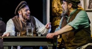 Leipzig: Raus! Uns gehört dieses Land