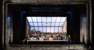 Halle: Mehrschichtiges Sittengemälde